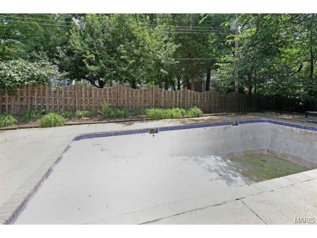 6 Crosswinds Dr, Olivette, MO 63132 photo 12