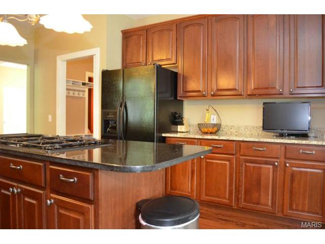 301 Avanti Ct, O'fallon, MO 63368 photo 9