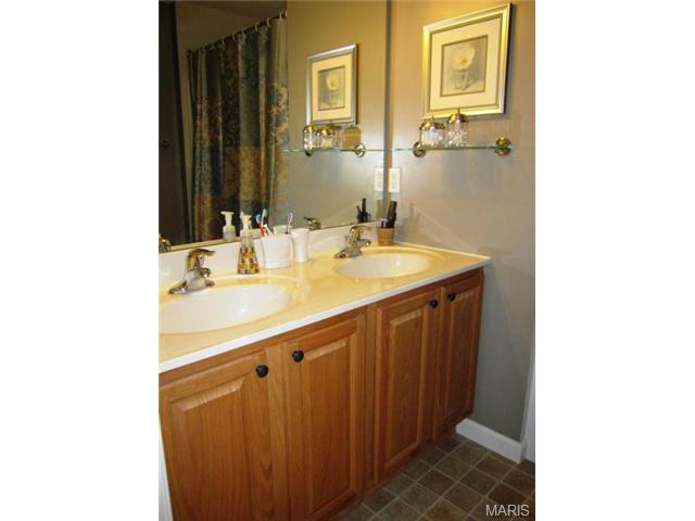 1022 Batters Box Ct, O'fallon, MO 63366 photo 14