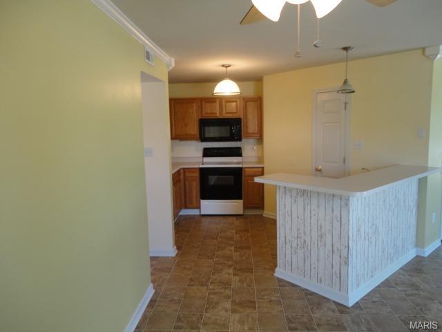 120 Timber Creek Dr, O'fallon, MO 63368 photo 4