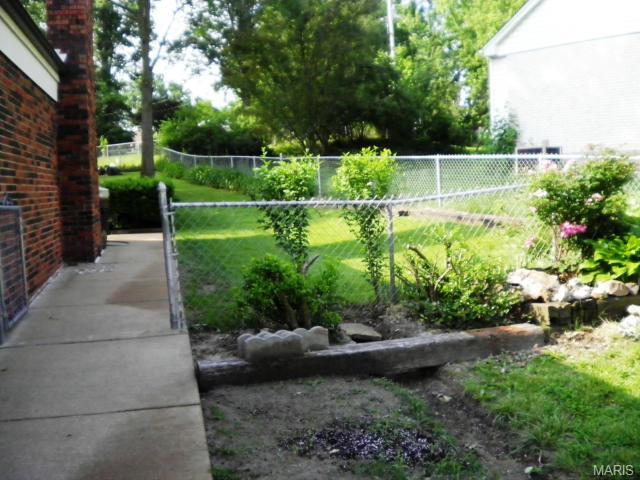 230 Towercliffe, Ballwin, MO 63021 photo 4