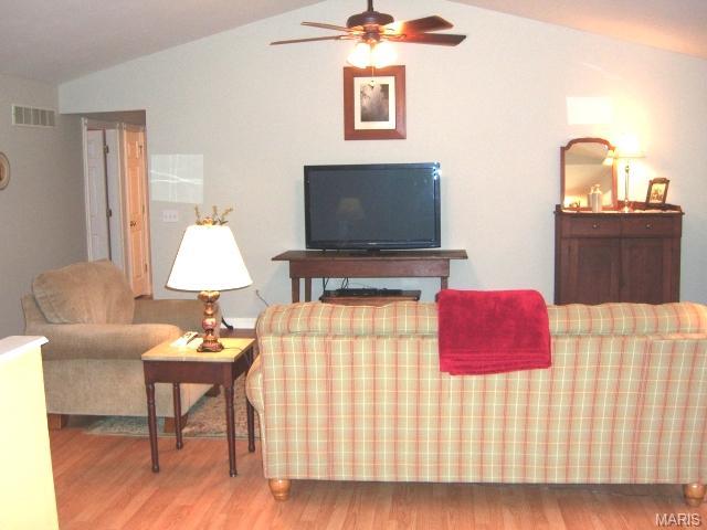 2637 Breezy Point Ln, O'fallon, MO 63368 photo 3