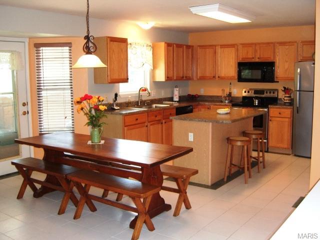2637 Breezy Point Ln, O'fallon, MO 63368 photo 7