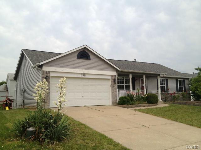 236 Sassafras Parc Dr, O'fallon, MO 63368 photo 2