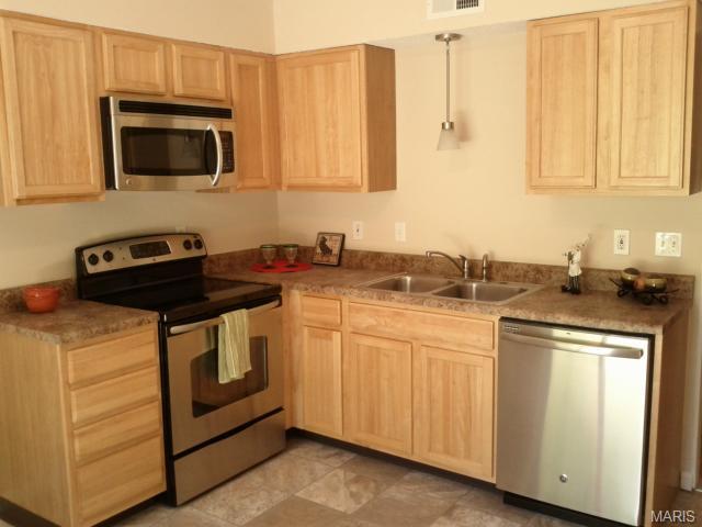 2310 Laredo, O'fallon, MO 63368 photo 5