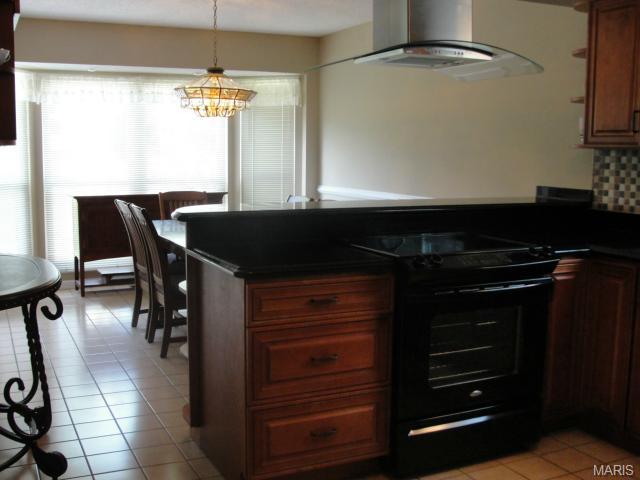153 Rockaway Dr, O'fallon, MO 63368 photo 9