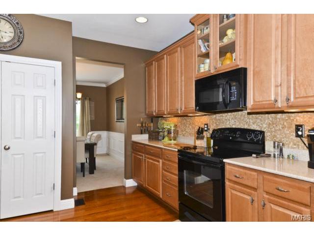 809 Kingsgate Dr, O'fallon, MO 63368 photo 7