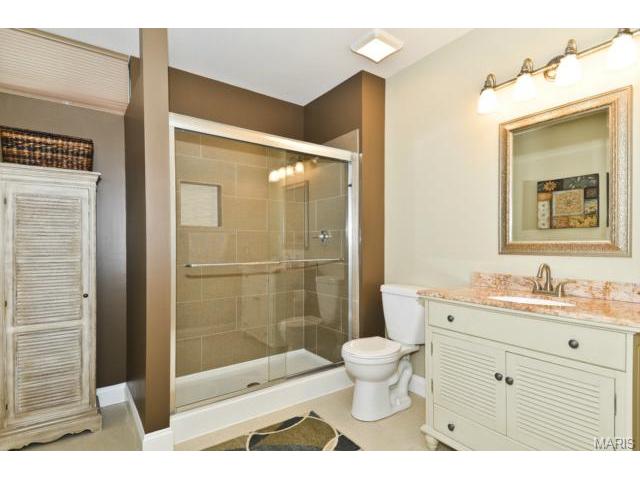 809 Kingsgate Dr, O'fallon, MO 63368 photo 25