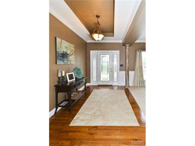 809 Kingsgate Dr, O'fallon, MO 63368 photo 3