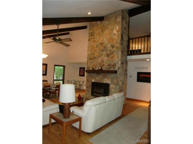 814 Forest Acres Dr, O'fallon, MO 63366 photo 9