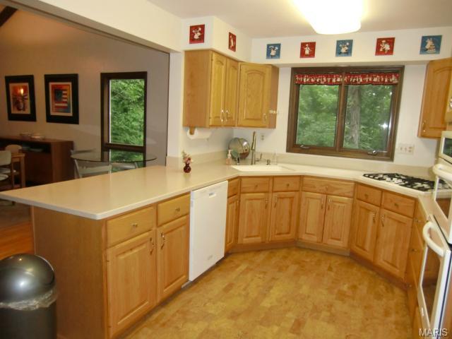 814 Forest Acres Dr, O'fallon, MO 63366 photo 16