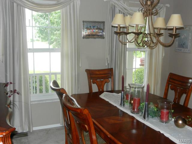 127 Bromley Ct, O'fallon, MO 63368 photo 9
