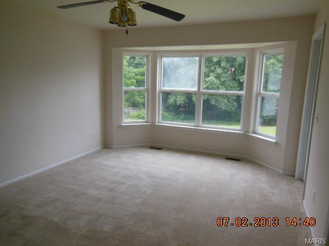 879 Molloy Dr, O'fallon, MO 63366 photo 8