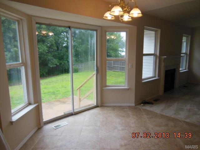 879 Molloy Dr, O'fallon, MO 63366 photo 6