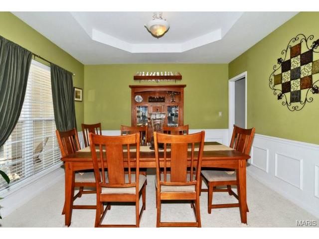 734 Hawk Run Dr, O'fallon, MO 63368 photo 3