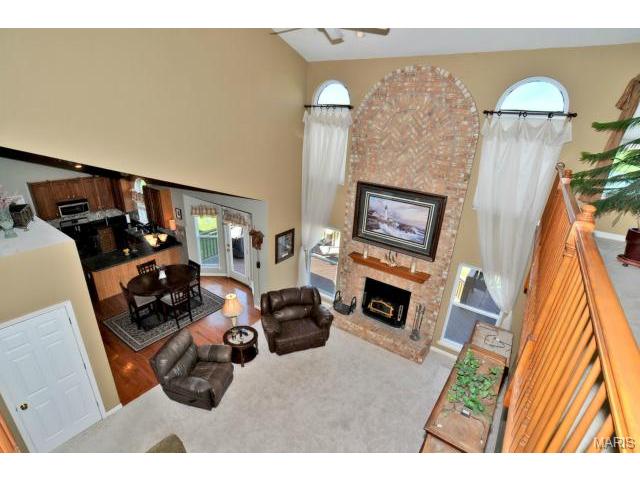 734 Hawk Run Dr, O'fallon, MO 63368 photo 7