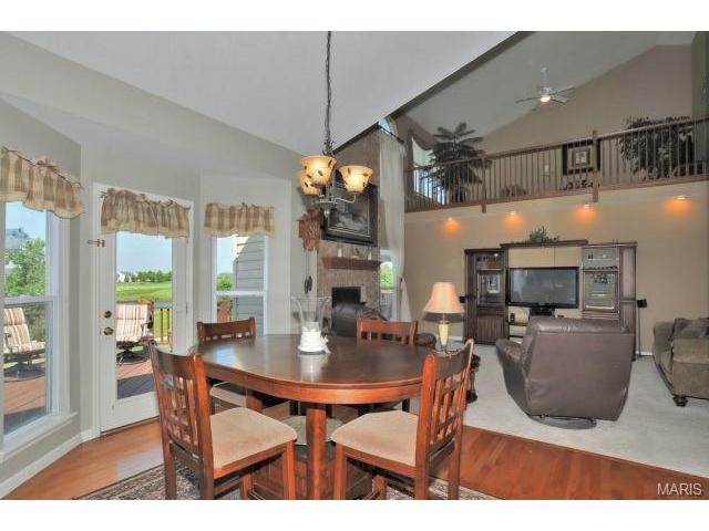 734 Hawk Run Dr, O'fallon, MO 63368 photo 11