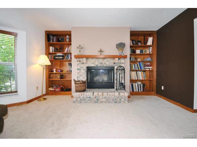 1934 Wales Dr, O'fallon, MO 63366 photo 7