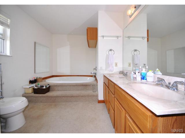 1934 Wales Dr, O'fallon, MO 63366 photo 17