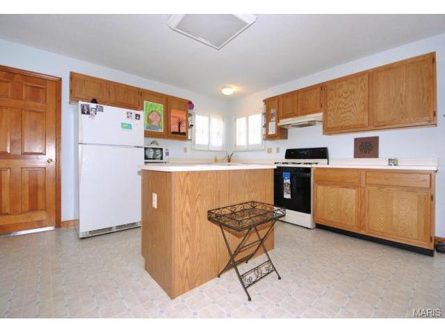1934 Wales Dr, O'fallon, MO 63366 photo 12