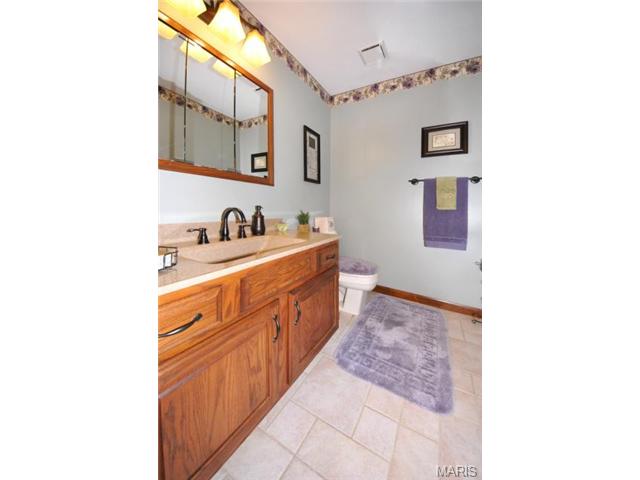 5248 Roanoke Dr, Weldon Spring, MO 63304 photo 25