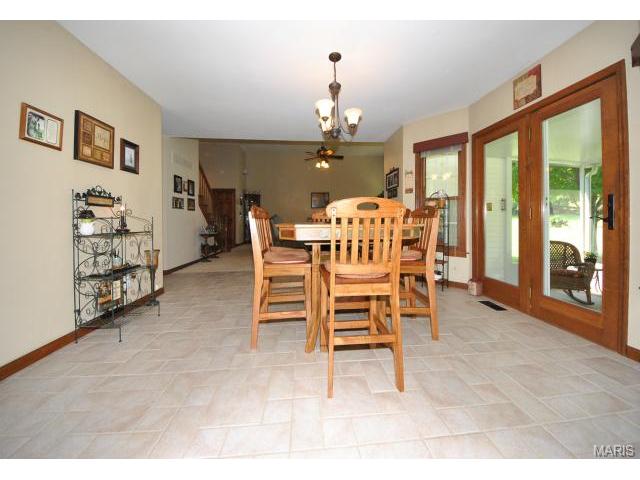 5248 Roanoke Dr, Weldon Spring, MO 63304 photo 16