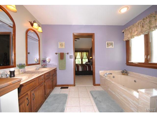 5248 Roanoke Dr, Weldon Spring, MO 63304 photo 26