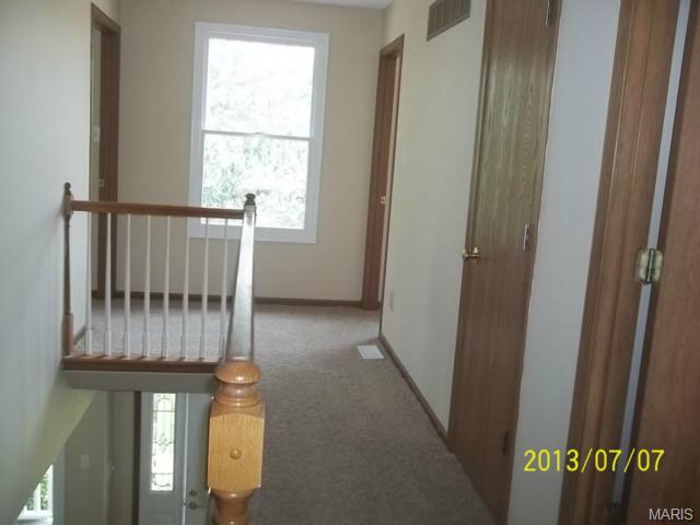309 Estate Dr, O'fallon, MO 63366 photo 12