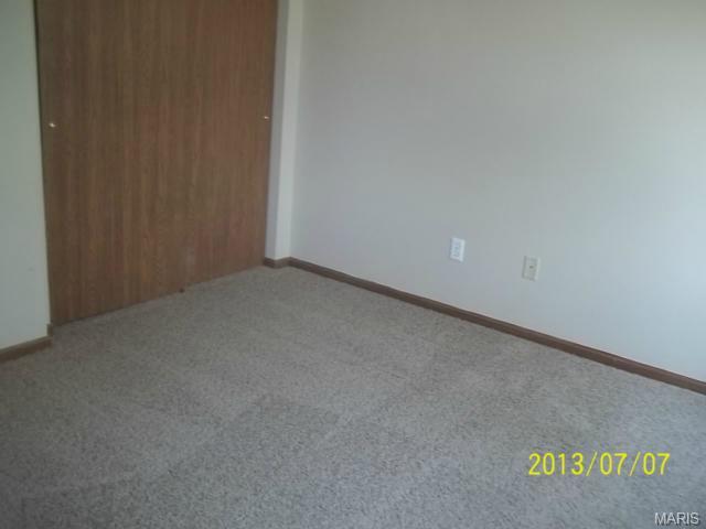 309 Estate Dr, O'fallon, MO 63366 photo 15