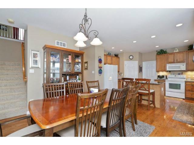 122 Preston Cir, O'fallon, MO 63368 photo 12