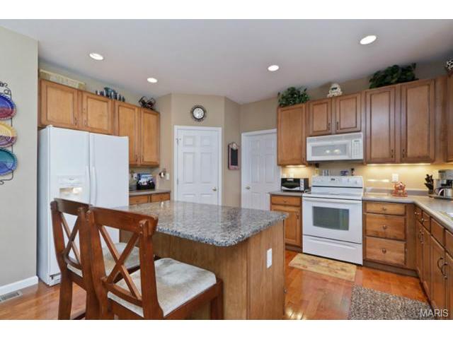 122 Preston Cir, O'fallon, MO 63368 photo 13
