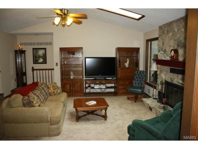5953 Lafayette Dr, Weldon Spring, MO 63304 photo 8