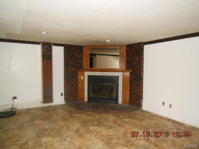1703 Pebble Brook Dr, O'fallon, MO 63366 photo 10