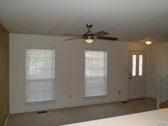 328 Heritage Commons Cir, O'fallon, MO 63368 photo 6