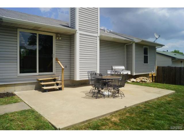 1334 Manuka Dr, O'fallon, MO 63366 photo 23
