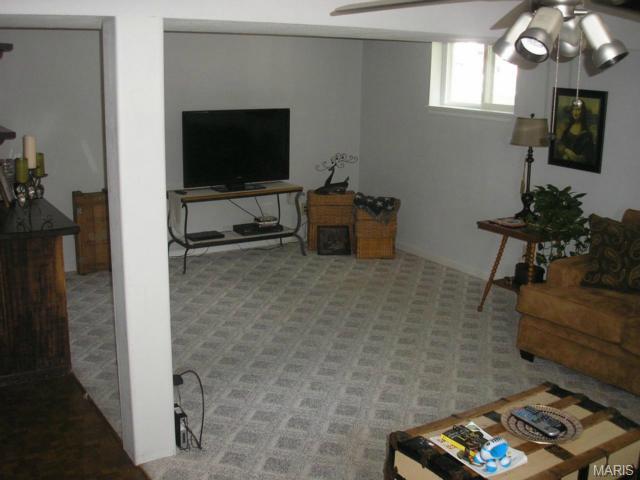 505 Sunflower Ln, O'fallon, MO 63366 photo 8