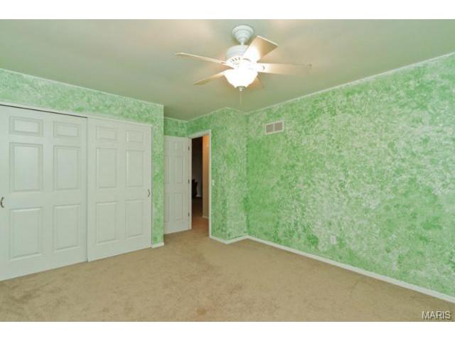901 Clover Ln, O'fallon, MO 63366 photo 16