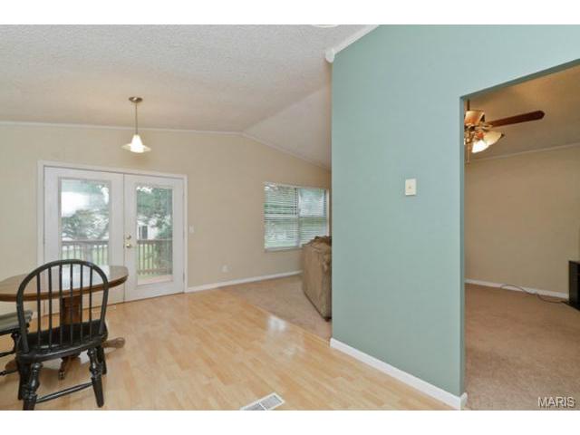 901 Clover Ln, O'fallon, MO 63366 photo 12