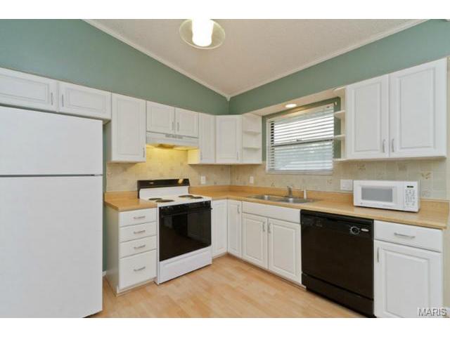 901 Clover Ln, O'fallon, MO 63366 photo 10