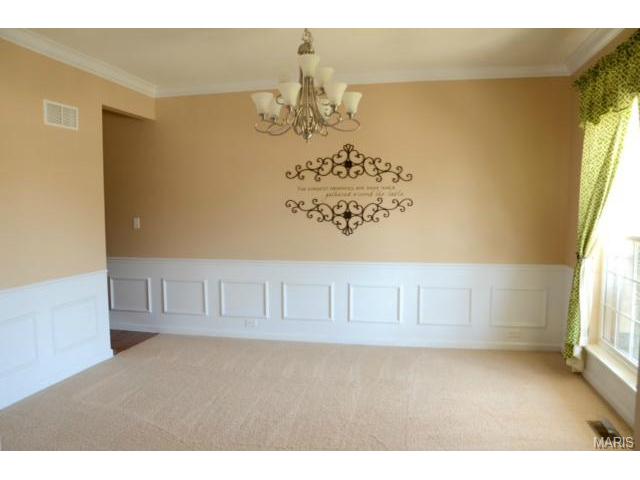 213 Roxbury Dr, O'fallon, MO 63366 photo 9