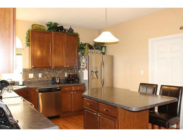 213 Roxbury Dr, O'fallon, MO 63366 photo 18