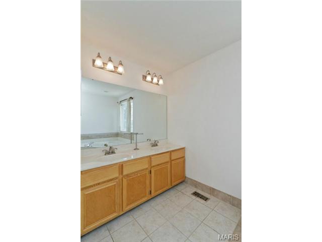 106 Spangle Way Ct, O'fallon, MO 63366 photo 28