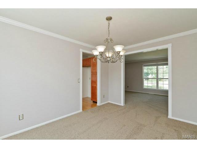 106 Spangle Way Ct, O'fallon, MO 63366 photo 8