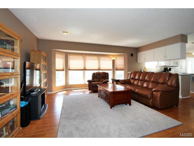 2054 Moondance Ct, O'fallon, MO 63368 photo 12