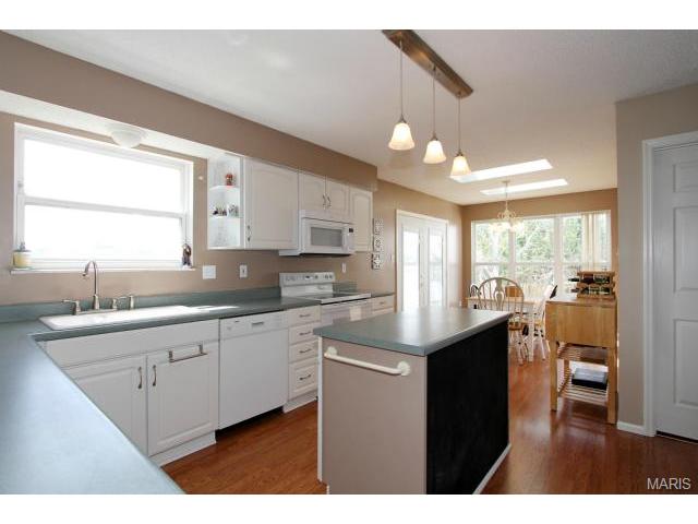 2054 Moondance Ct, O'fallon, MO 63368 photo 16