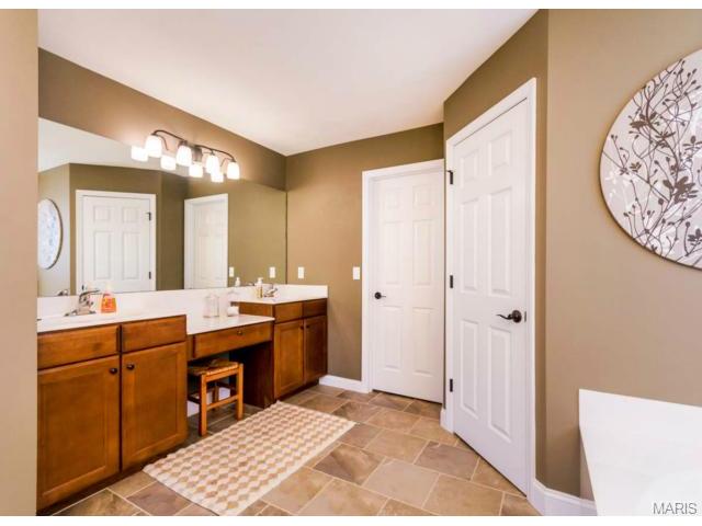220 Fox Haven Ct, O'fallon, MO 63368 photo 37
