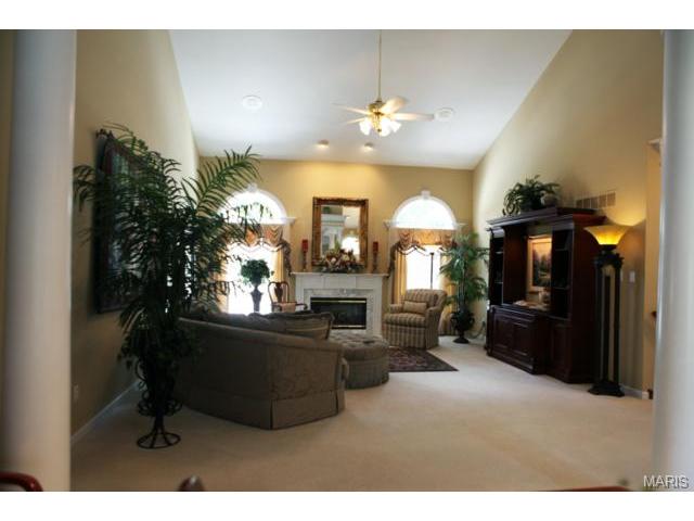 1304 Renaissance, Weldon Spring, MO 63304 photo 12
