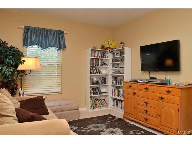 7135 Oak Stream Dr, O'fallon, MO 63368 photo 14