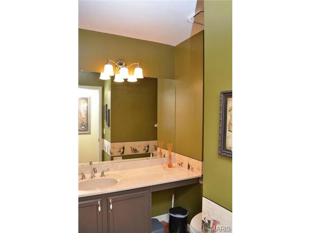 7135 Oak Stream Dr, O'fallon, MO 63368 photo 17