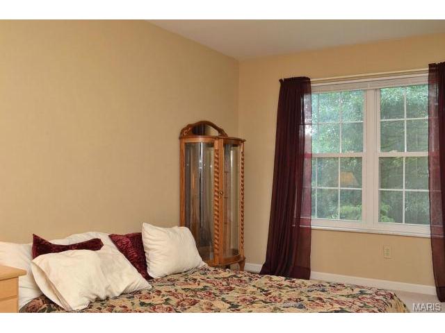 7135 Oak Stream Dr, O'fallon, MO 63368 photo 15